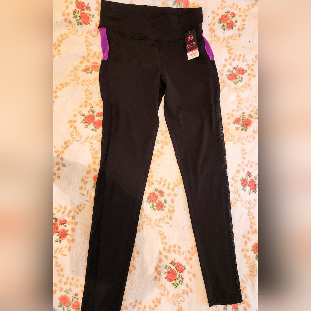 Black and Purple Yoga Pants Leggings (Medium)